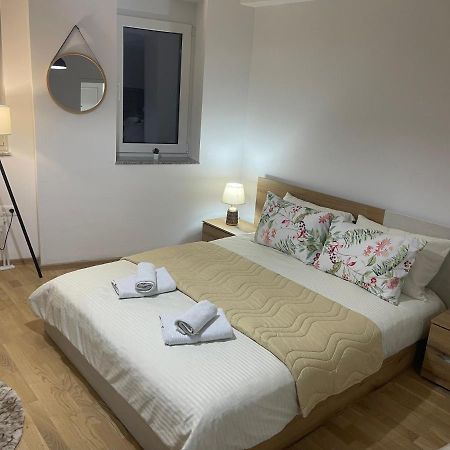 R&B Apartment City Center Охрид Экстерьер фото